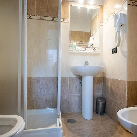 Frühstückspension Colorful Yard Rom