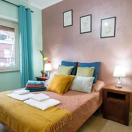B&B Colorful Yard 3*